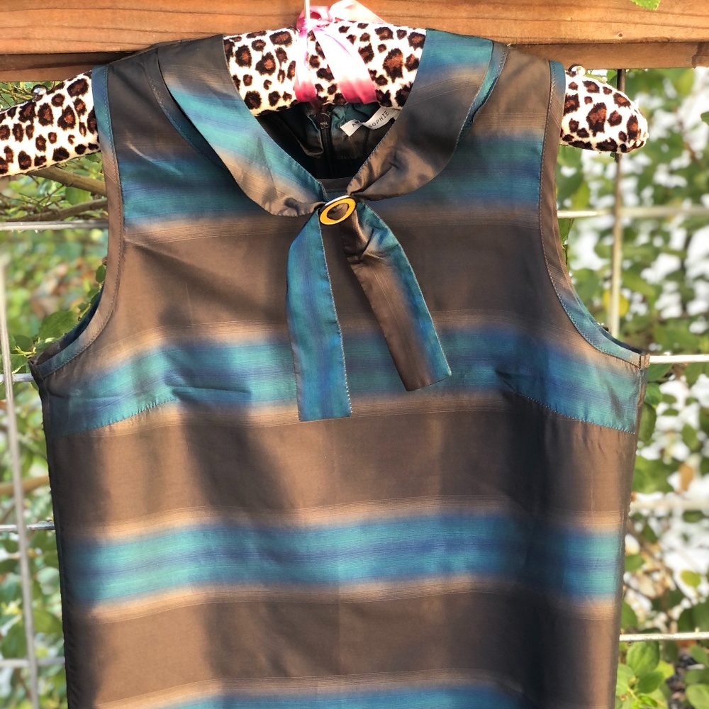 Sleeveless Silk Top with Peter Pan Collar
